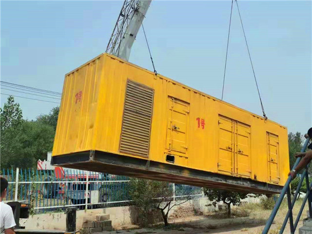 召陵300KW柴油发电机组油耗是多少?